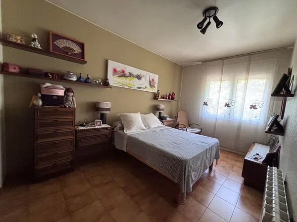 Chalet adosado en Llagostera - Foto 31