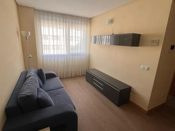 Piso en paseo Tierra de Melide, 42