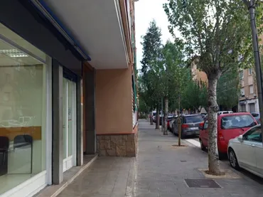 Local comercial en  Avinguda Doctor Francesc Massana 9 - Foto 2