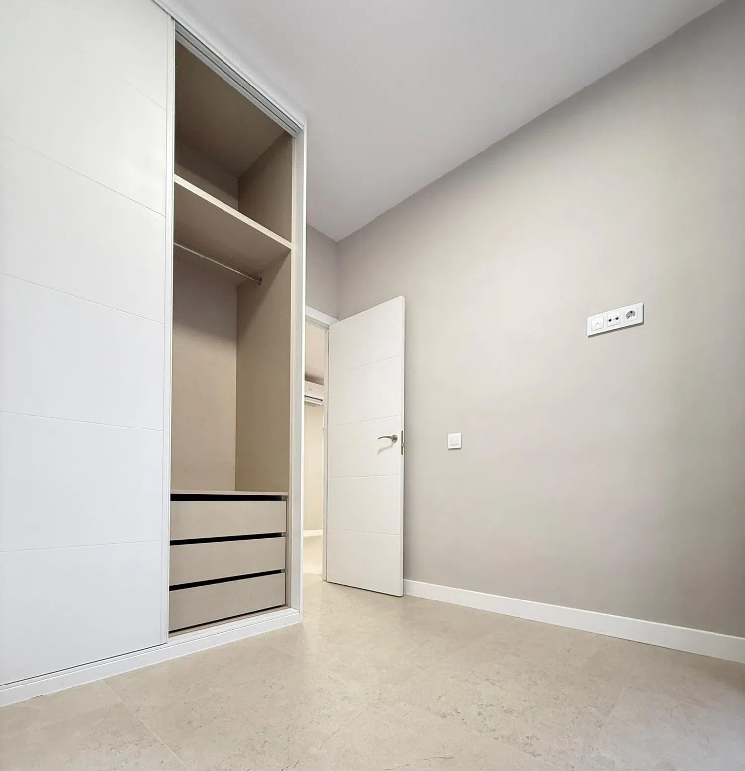 Piso en calle de Alonso del Barco, 3 - Foto 11