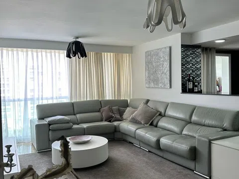 Piso en avenida Historiador Vicente Ramos s/n