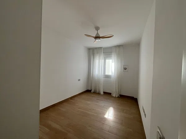 Piso en calle Castilla, 120 - Foto 4