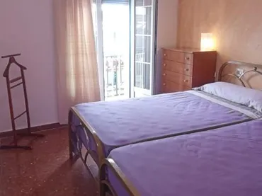Casa adosada en  Calle Virgen del Carmen 10 - Foto 4
