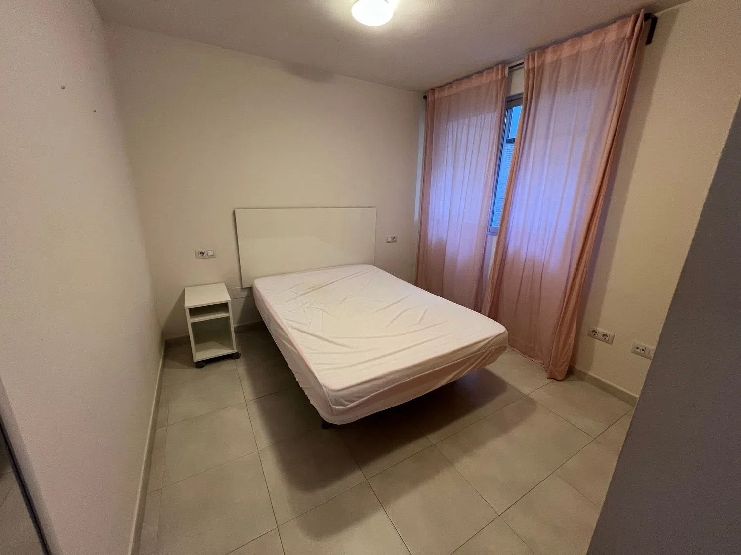 Piso en calle Profesor Joaquín Hellín, 1 - Foto 4