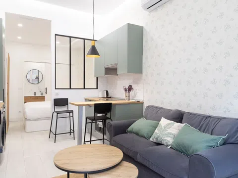 Estudio en calle Biosca, 41