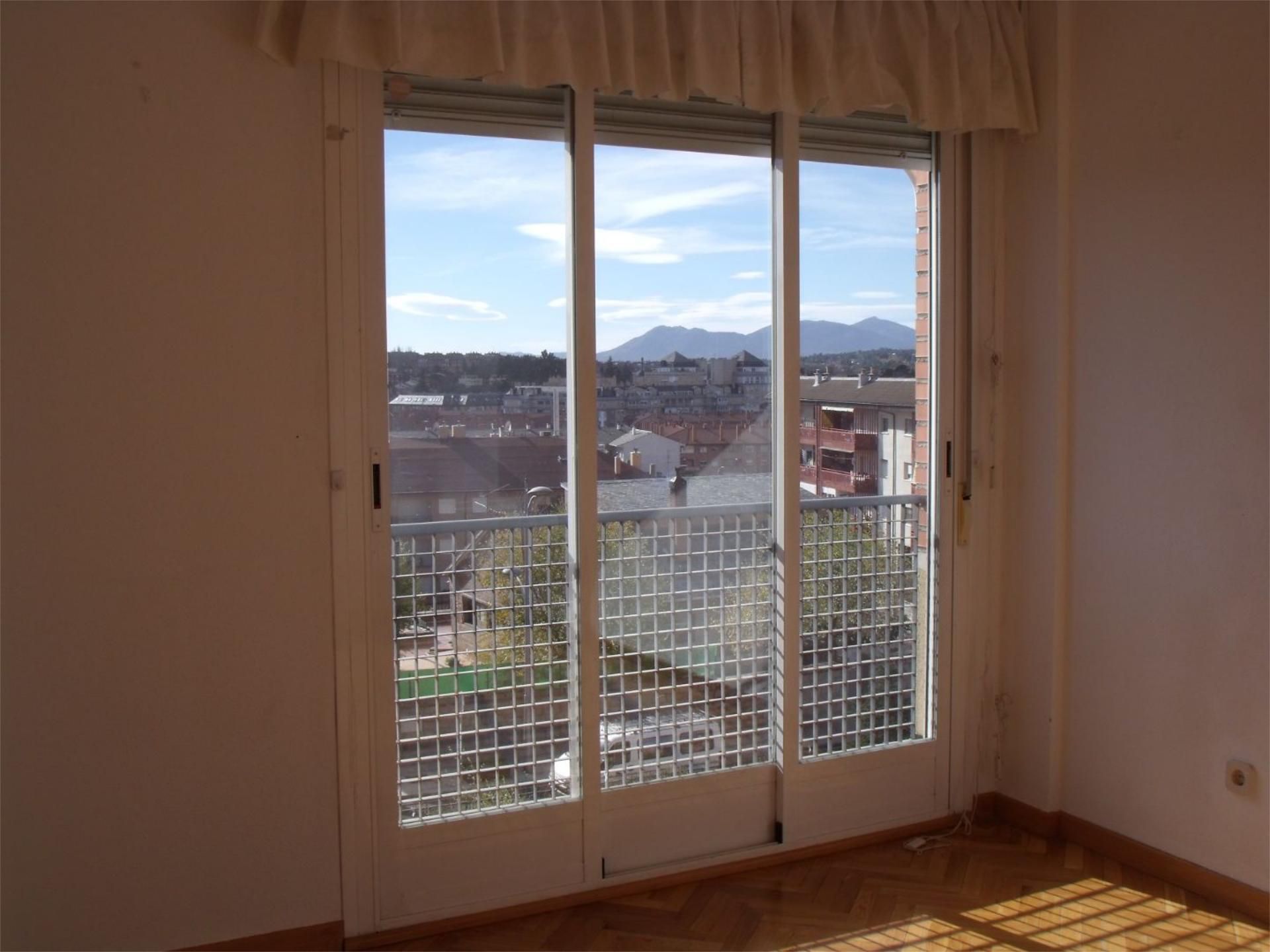 Piso en  Avenida de Honorio Lozano 53 - Foto 9