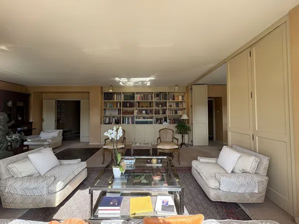 Piso en plaza de la Porta de la Mar, 6