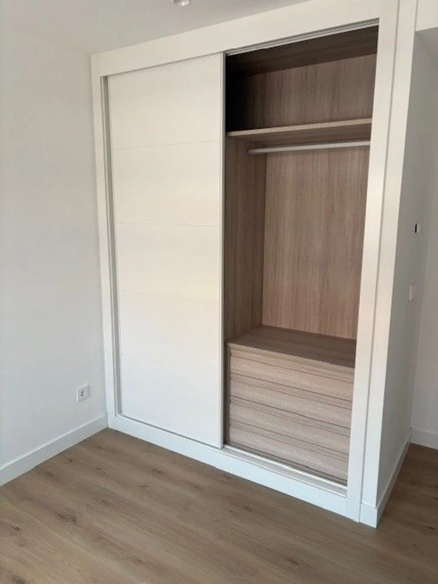 Piso en Urb. monteturia Barrio Prado de Somosaguas - Foto 10