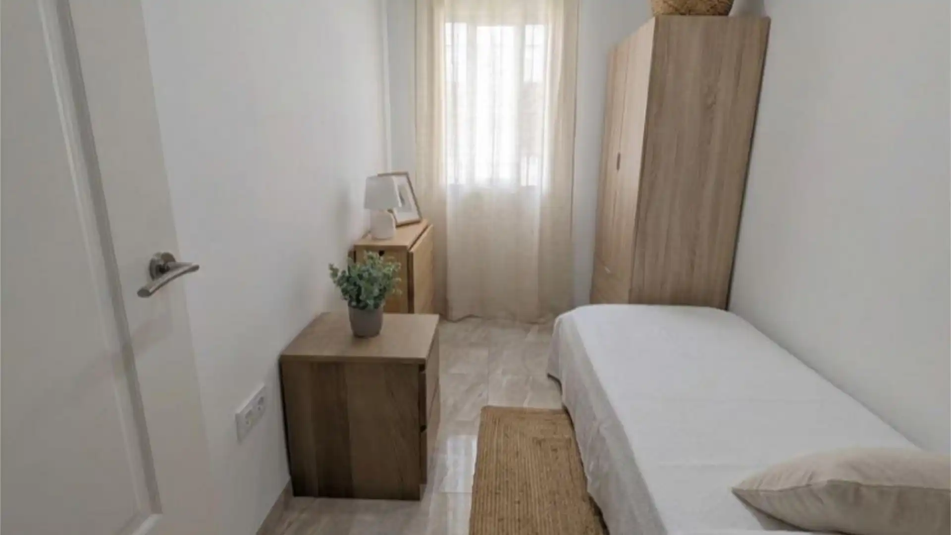 Piso en  Avenida de los Almogávares 28 - Foto 5