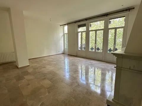 Estudio en Gran Vía Marqués del Turia, 79