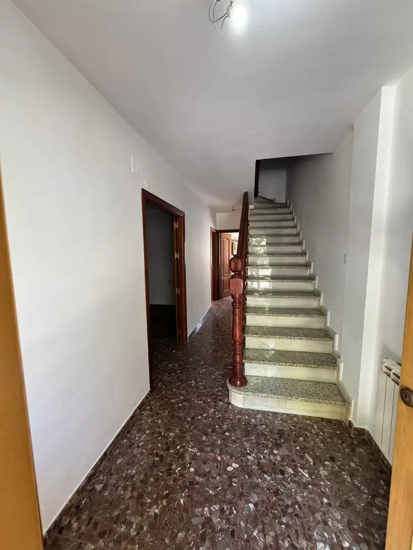 Casa adosada en  Avenida Diputación 97 - Foto 3