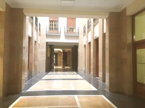 Piso en calle Cuatro de Agosto, 5