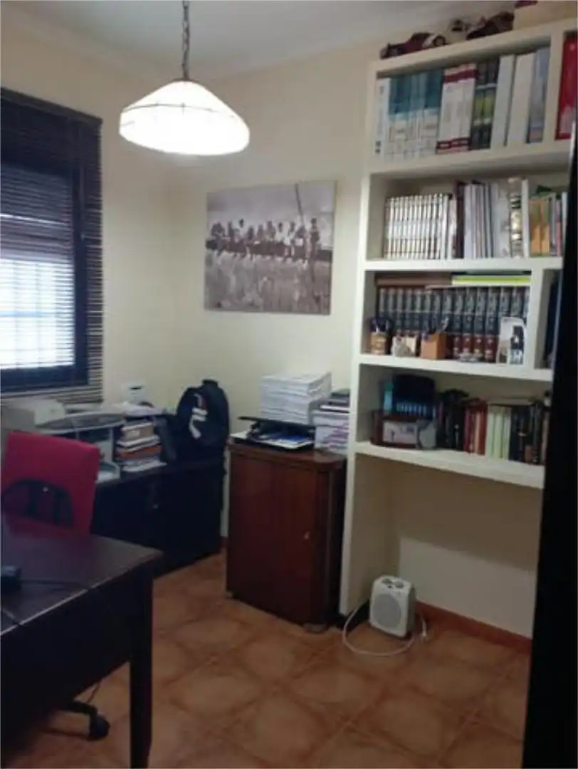 Chalet en Calle Picasso - Foto 4