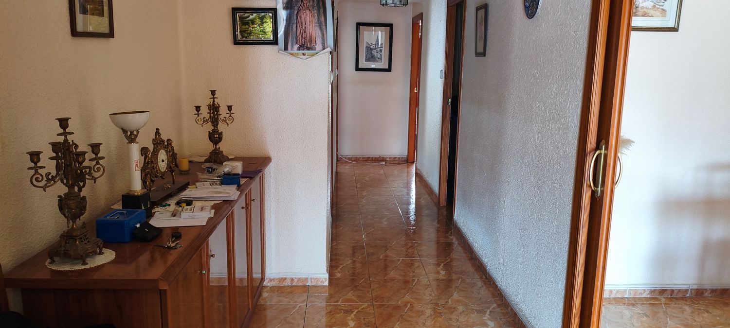 Piso en Calle del Poeta Llorente, 92 - Foto 2
