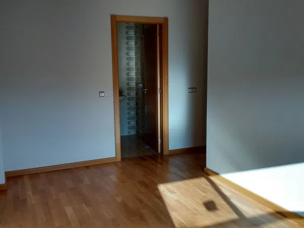 Piso en calle lamberto de echeverría, 27