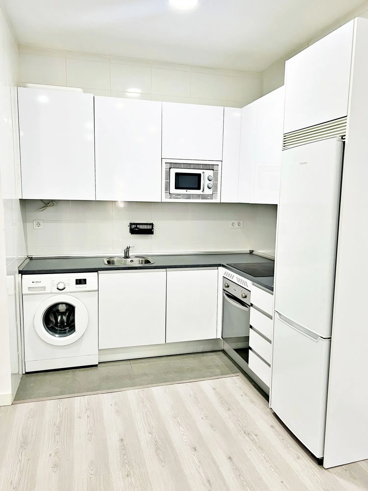 Estudio en calle de Camarena, 70 - Foto 7