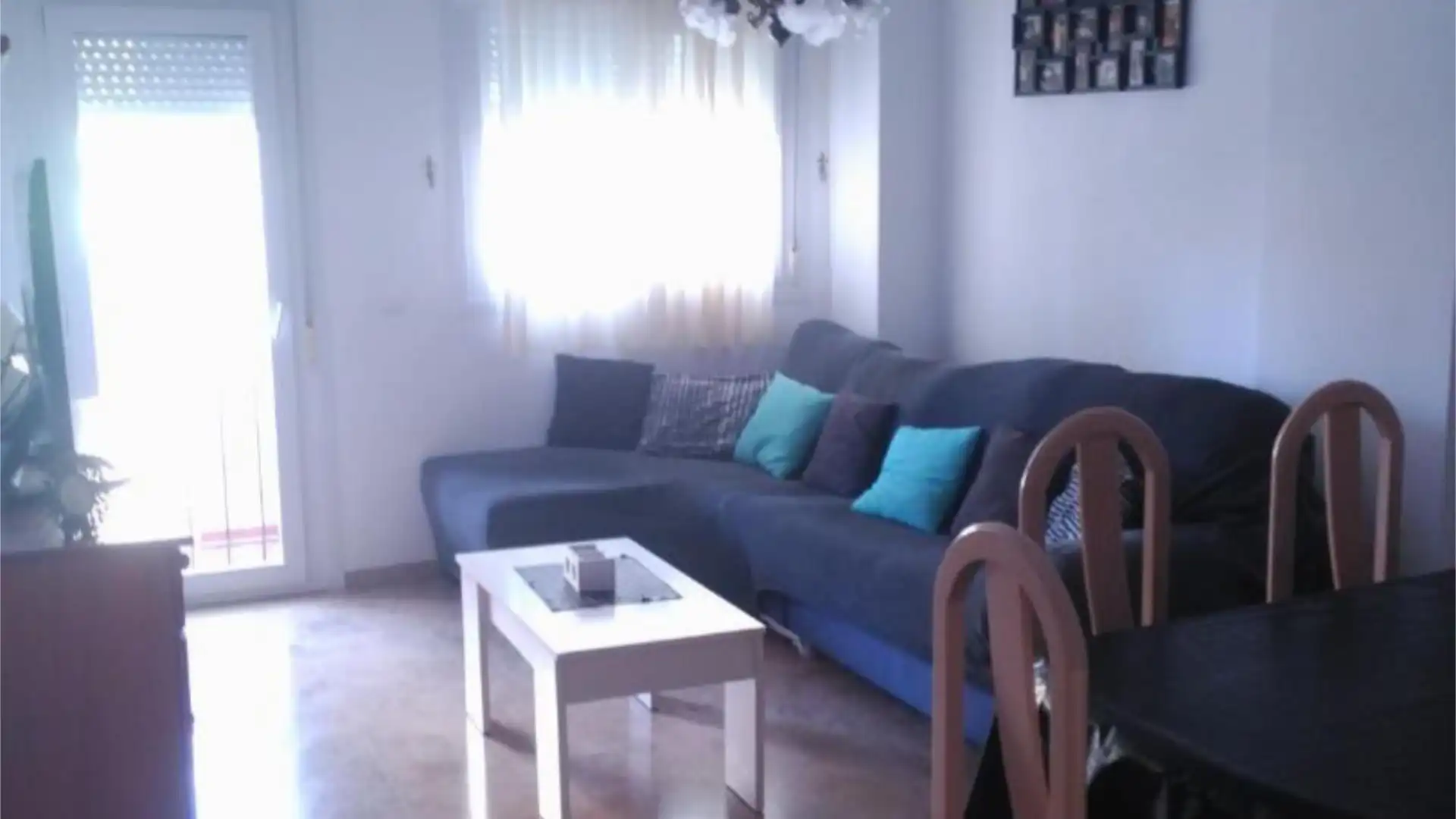 Piso en  Avenida Reina Sofía 2 - Foto 2