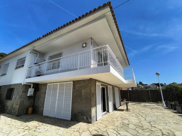 Chalet en  Carrer de Xaloc 2 - Foto 1
