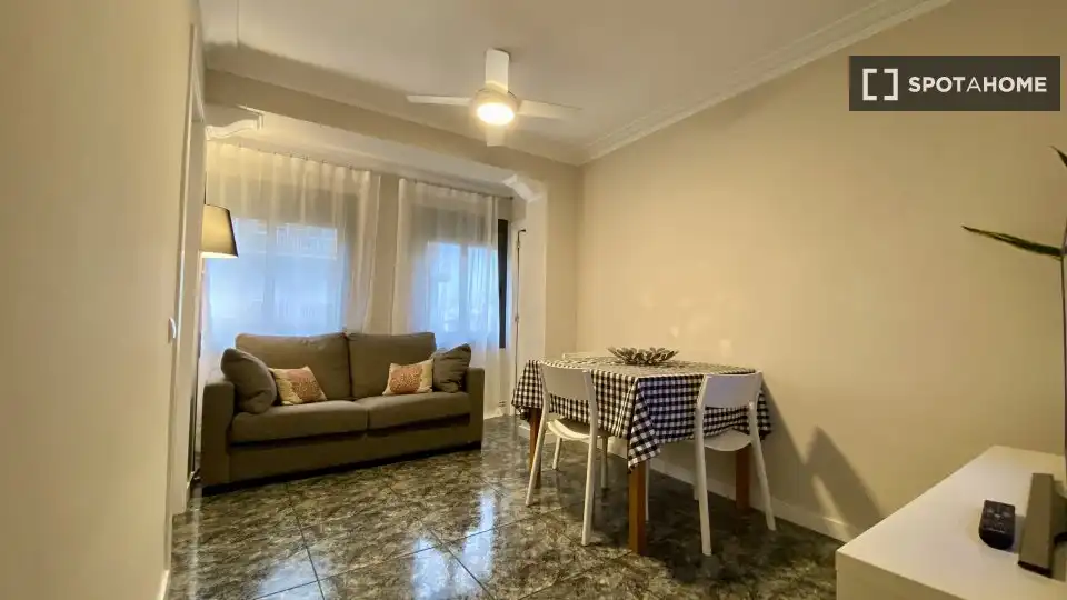 Piso en L'Hospitalet de Llobregat - Foto 3