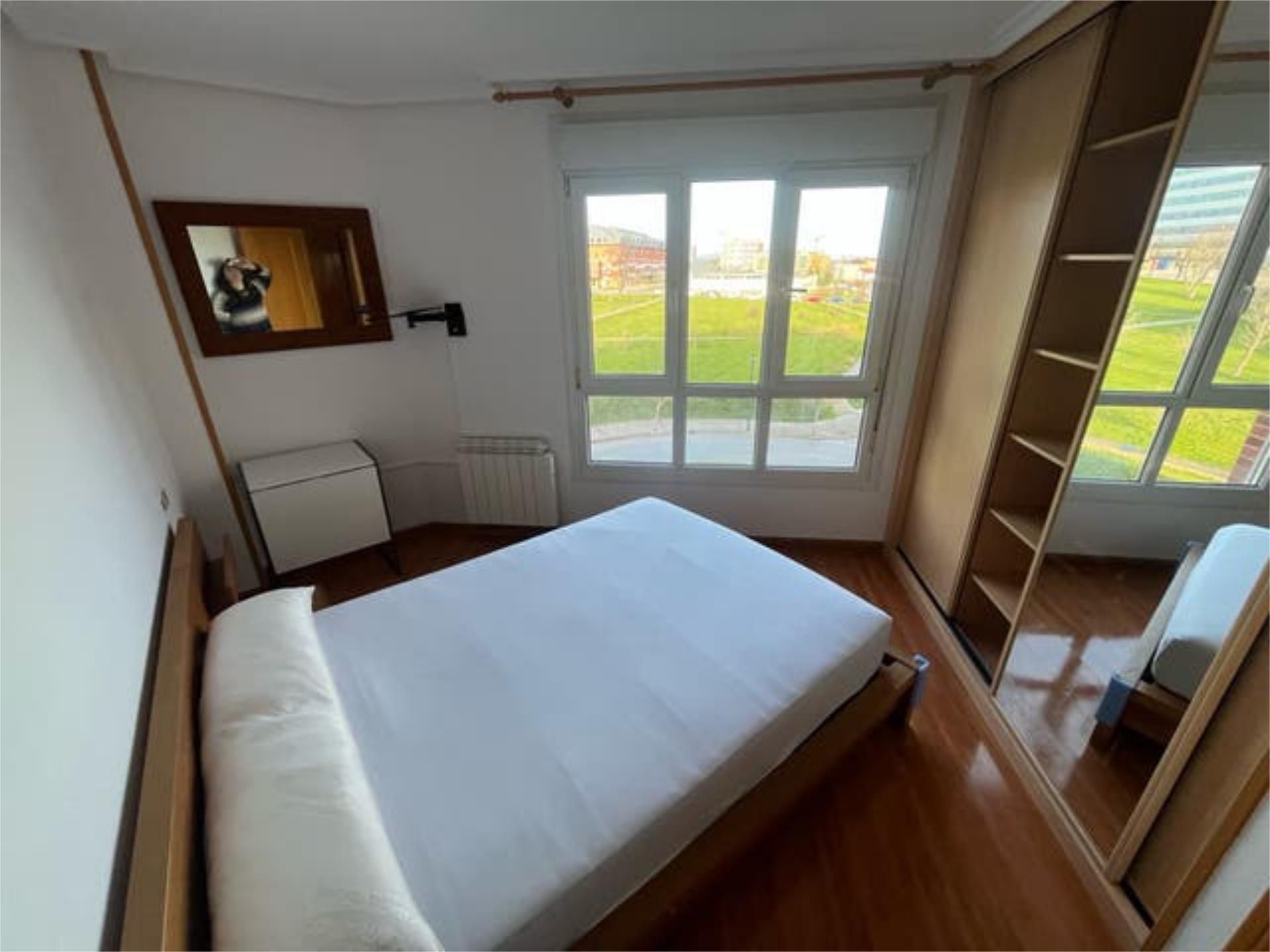 Apartamento en Nuevo Hospital - Foto 5