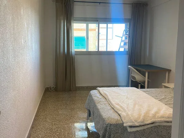 Piso en calle Periodista Luis de Vicente, 5 - Foto 3