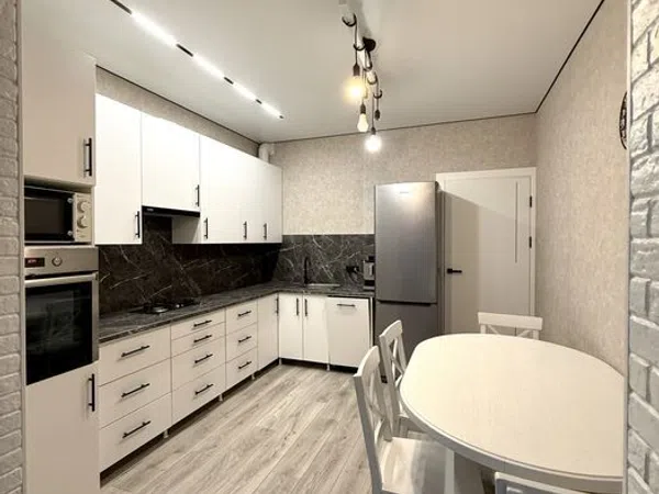 Piso en C. Madre Elisea Oliver, 4 - Foto 1