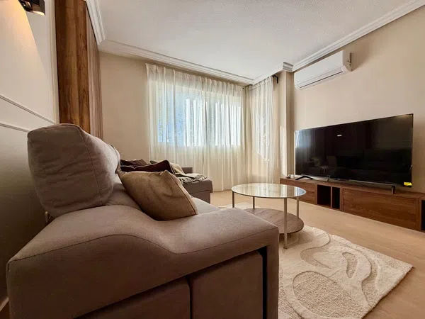 Piso en calle Victoria Navarro Hellín, 2 - Foto 2