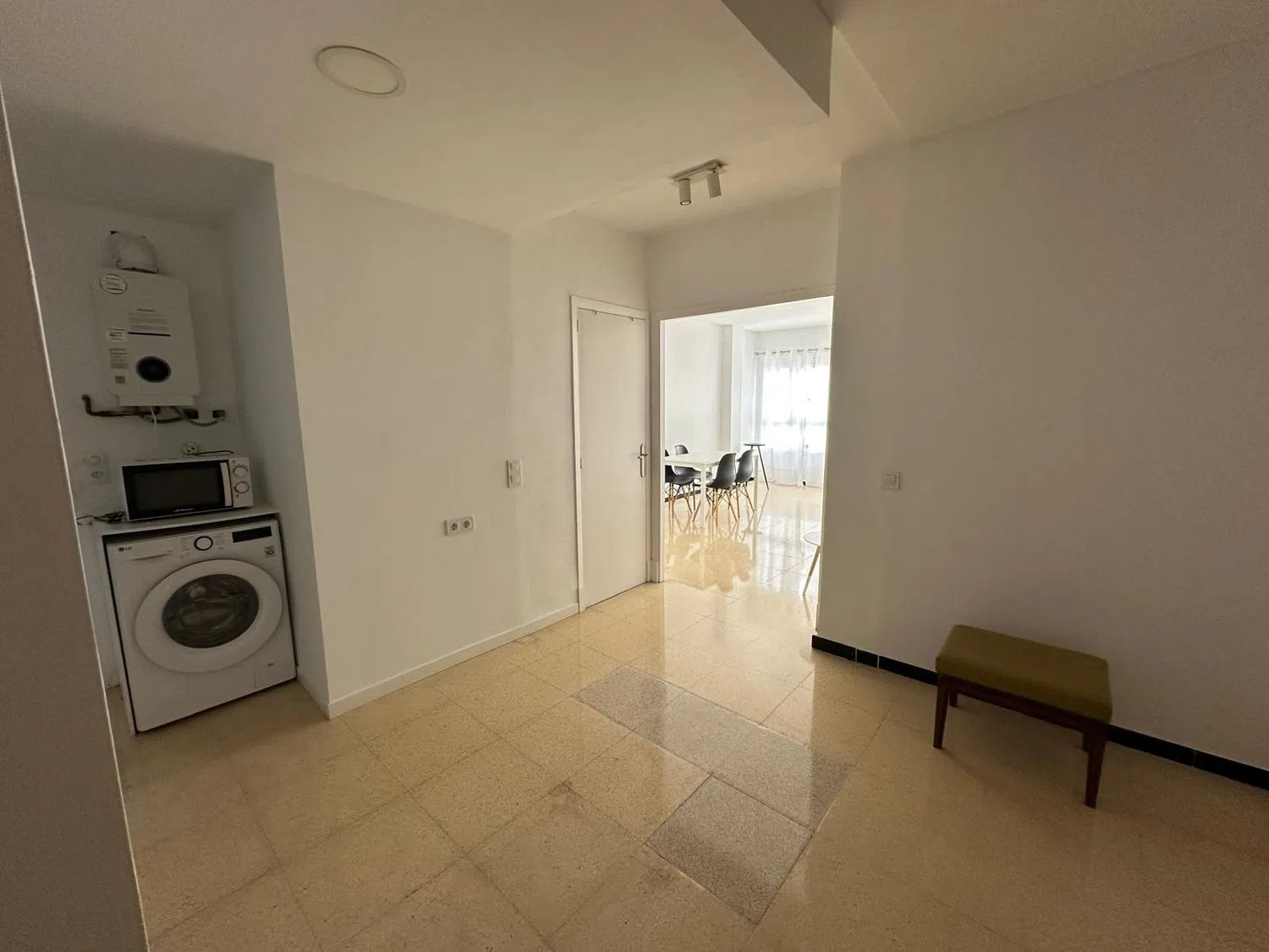 Piso en calle del Port de Cariño, 8 - Foto 4