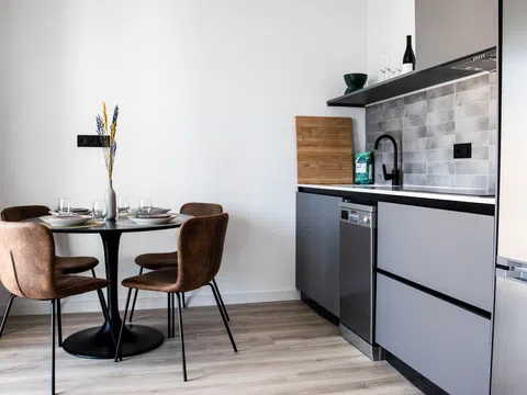 Piso en plaza del Doctor Robert, 2