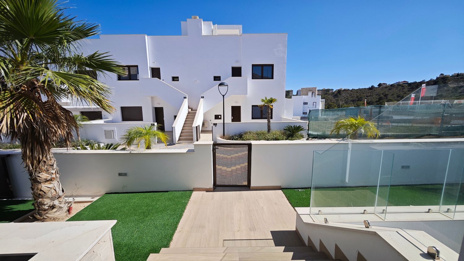 Casa independiente en calle d'Equador, 15 - Foto 3