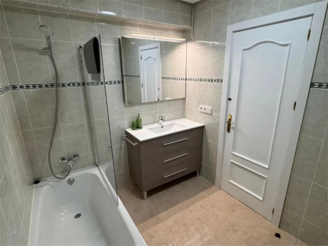 Piso en  Calle del Médico Pascual Pérez 30 - Foto 9