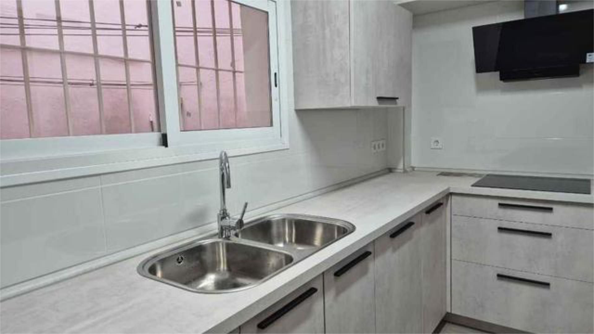 Piso en Carlos Haya - Foto 2