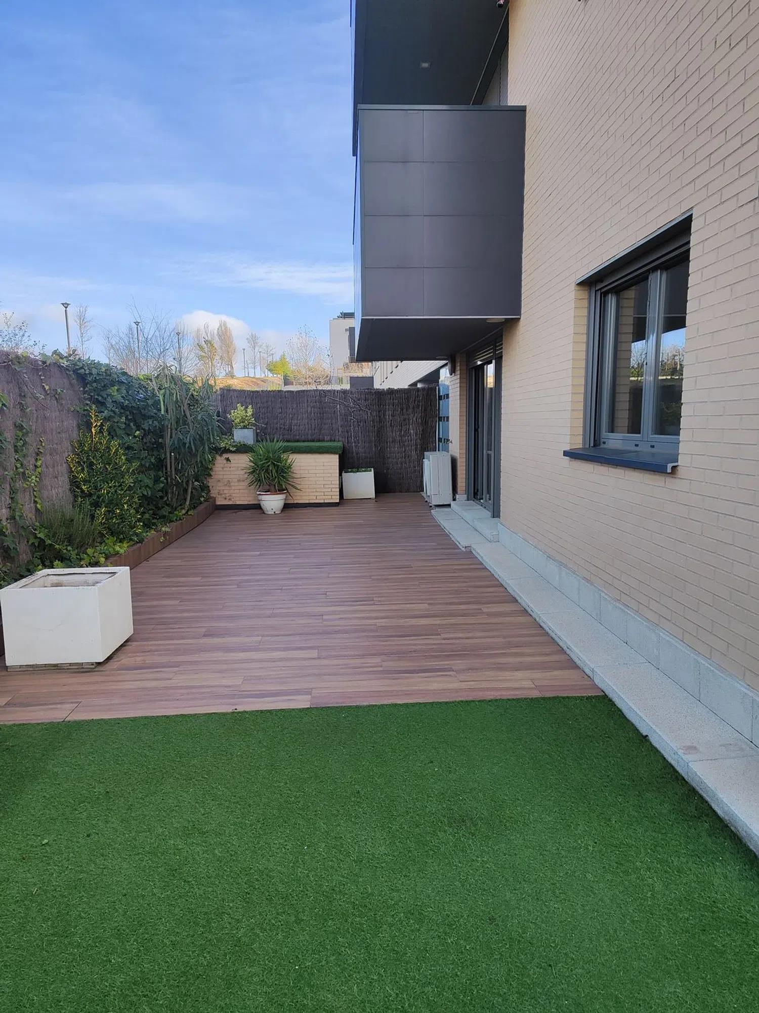 Piso en calle Cristóbal Colón, 6 - Foto 2