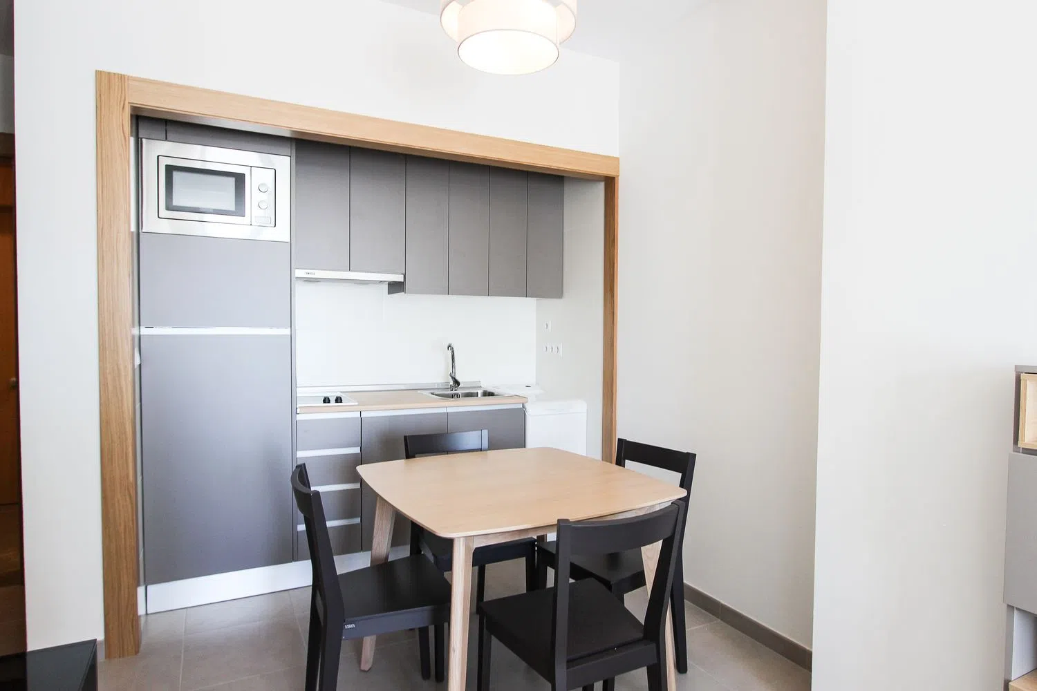 Piso en avenida de la Ilustración, 59 - Foto 3