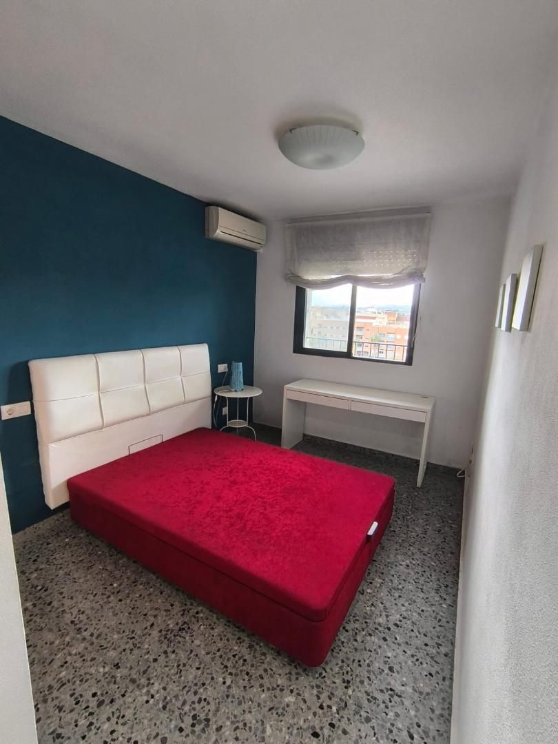 Piso en  Calle Ilusión 6 - Foto 1