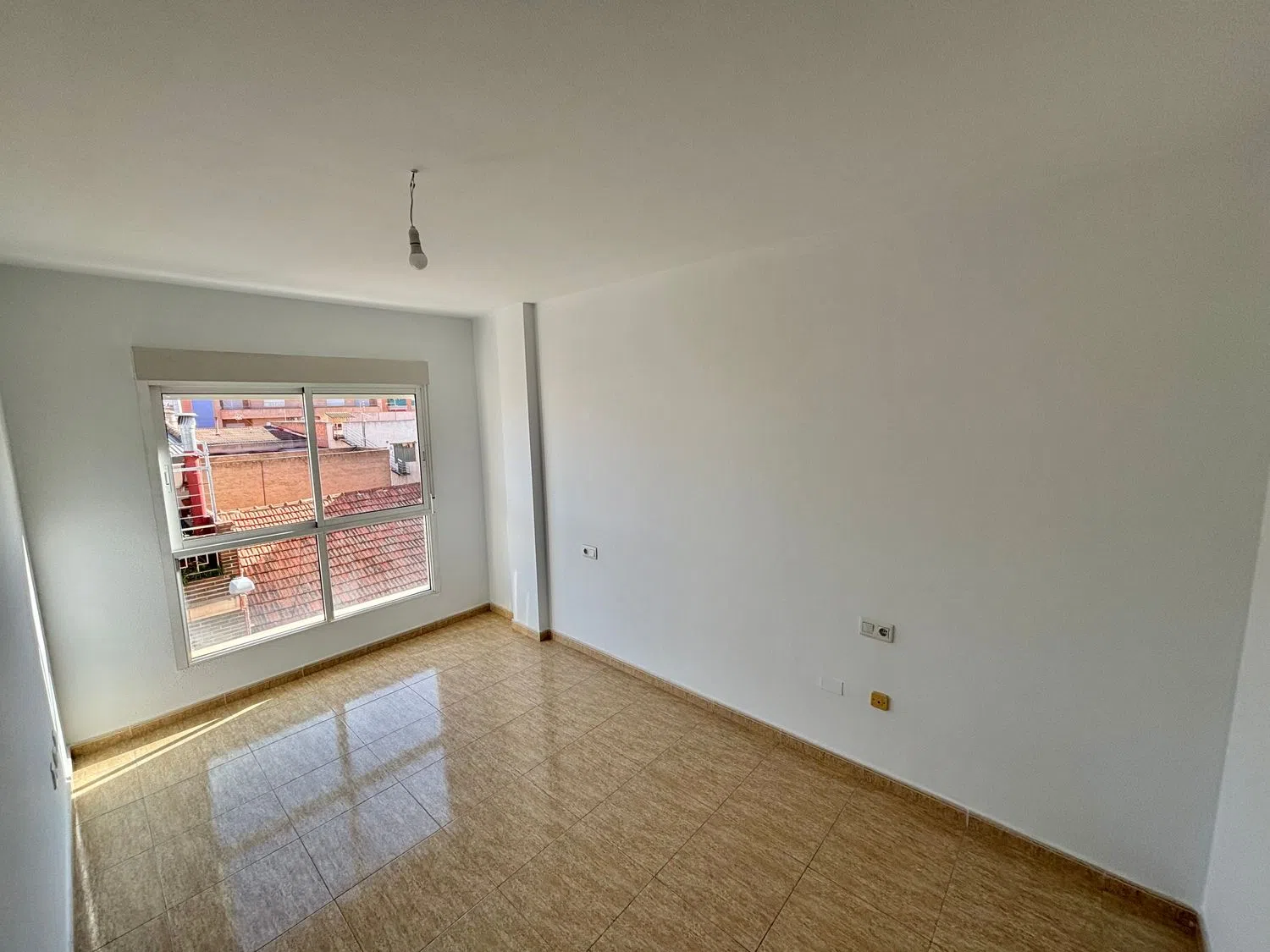 Piso en avenida Primero de Mayo, 105 - Foto 8