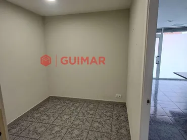 Local comercial en  Esplugues de Llobregat - Carrer de la Lleialtat - Foto 11