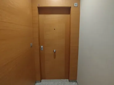 Piso en  Carrer d'Emili Cabañes 22 - Foto 7