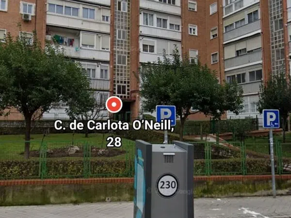 Piso en calle de Carlota O’Neill, 28