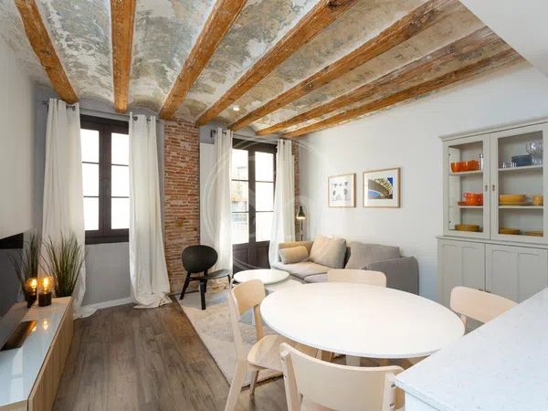 Piso en Calle dels Flassaders, Sant Pere - Santa Caterina i la Ribera - Foto 1