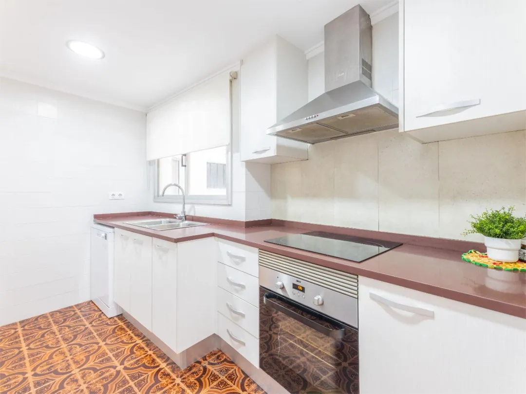 Piso en  Carrer de Yecla 19 - Foto 13