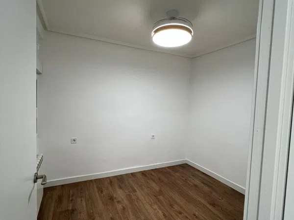 Piso en calle de María Moliner, 17 - Foto 13