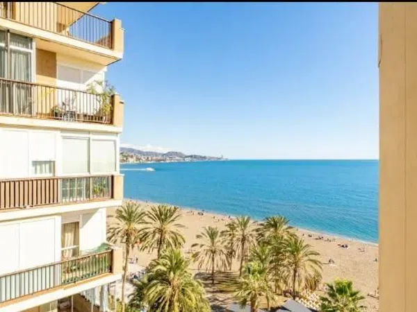 Piso en Pintor guerrero del castillo, 2 - Foto 1