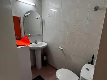 Local comercial en Sant Joan Despí - Foto 5