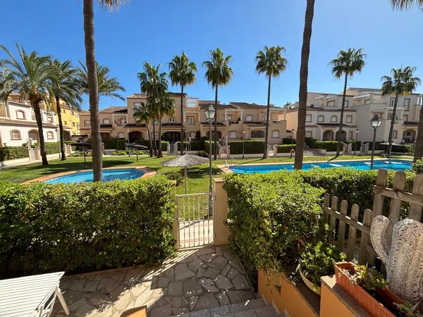 Chalet adosado en Calle Florencia, 3, Montañar, Montañar - Foto 1