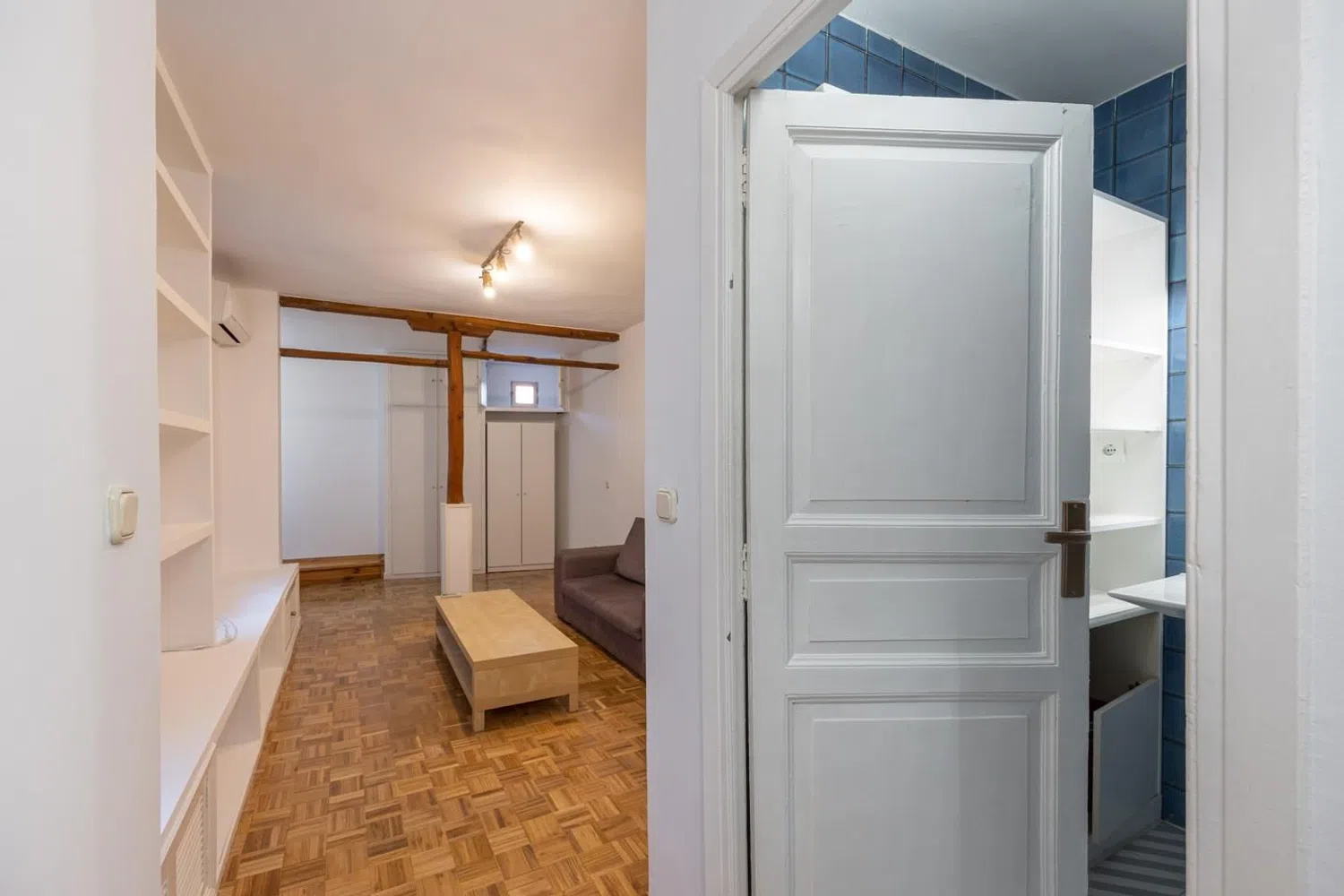 Piso en calle de Luchana - Foto 4