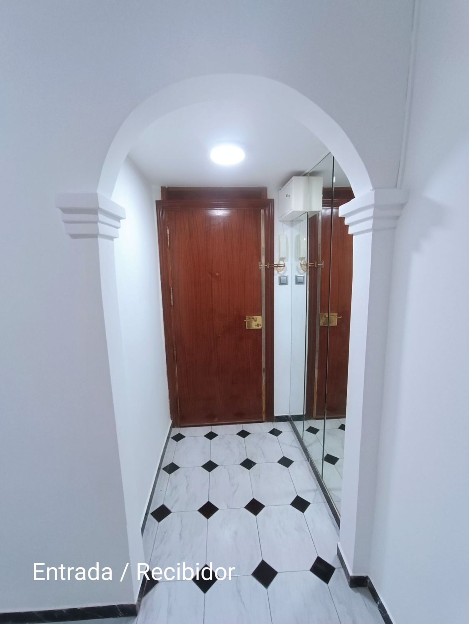 Piso en calle de Embajadores, 102 - Foto 2