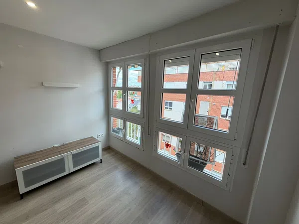 Piso en calle Pintor Almela Costa, 6 - Foto 4