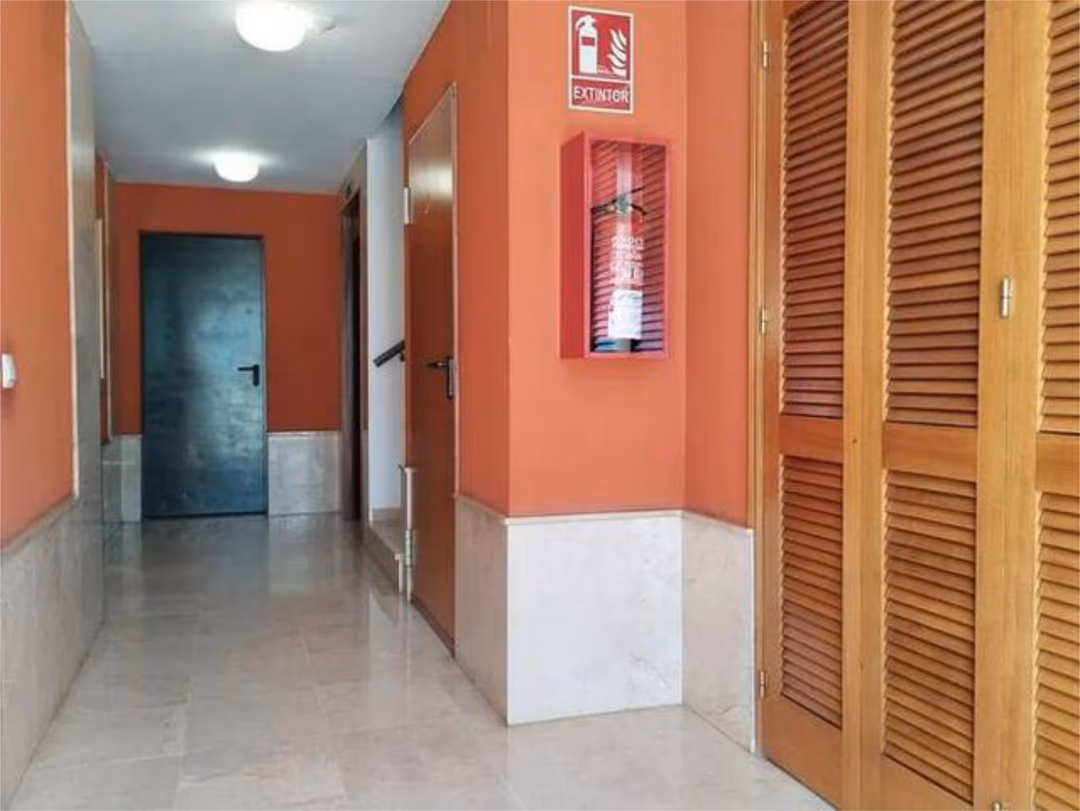 Piso en Los Bermejales - Foto 2