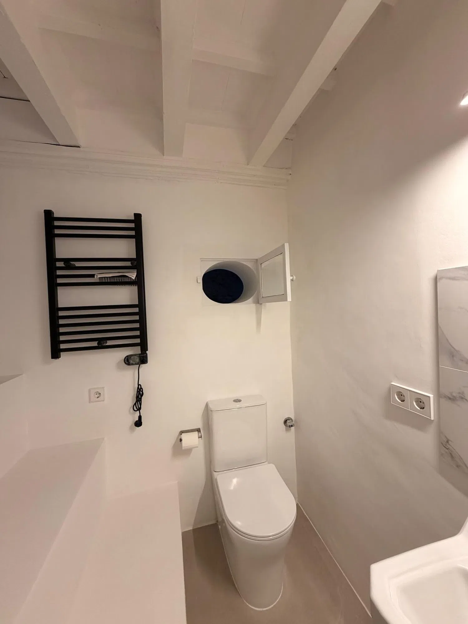 Piso en calle de Can Savellà, 17 - Foto 3